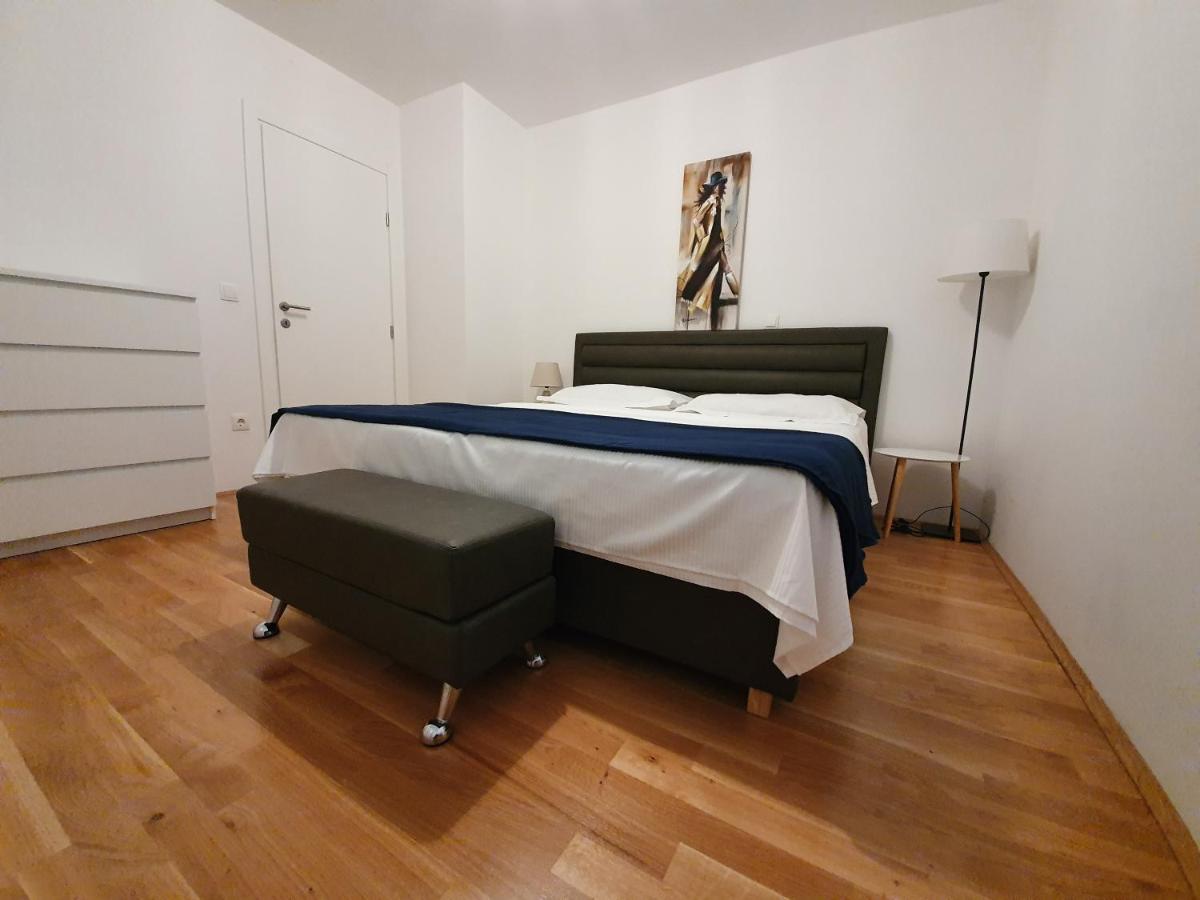 Apartment Pinna Nobilis, Private Parking Makarska Exterior foto